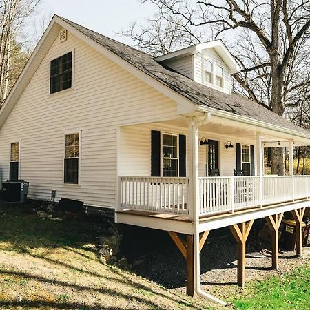 Cozy Cottage, Hot Tub, Fire Pit, 15Min To Hudson And Hiking Catskill Bagian luar foto