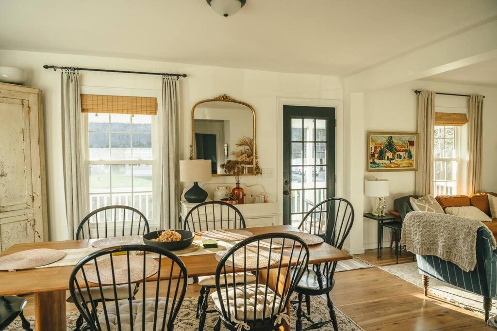 Cozy Cottage, Hot Tub, Fire Pit, 15Min To Hudson And Hiking Catskill Bagian luar foto